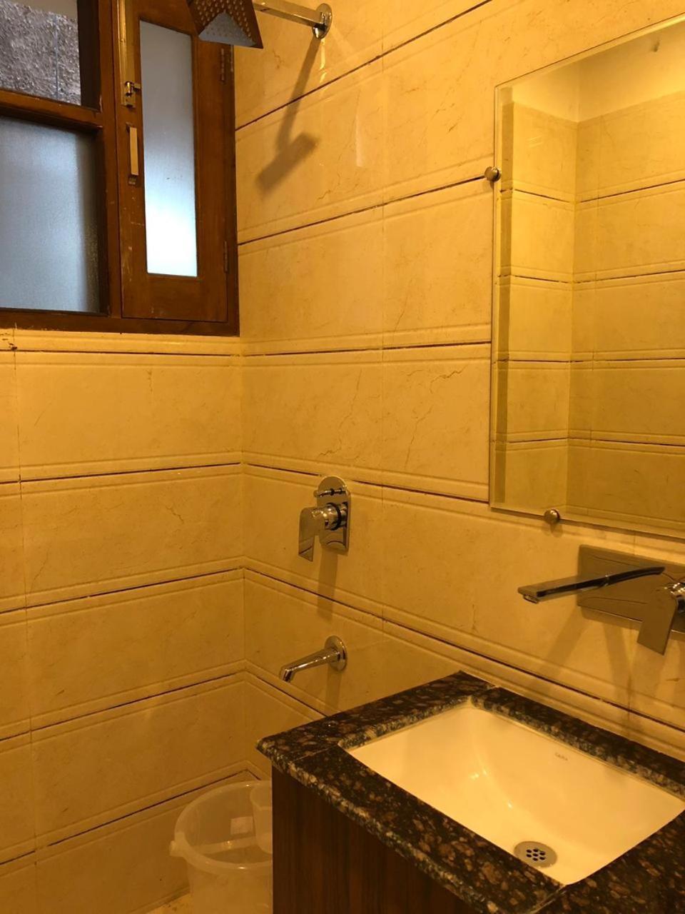 Hotel D S Inn 암리차르 외부 사진