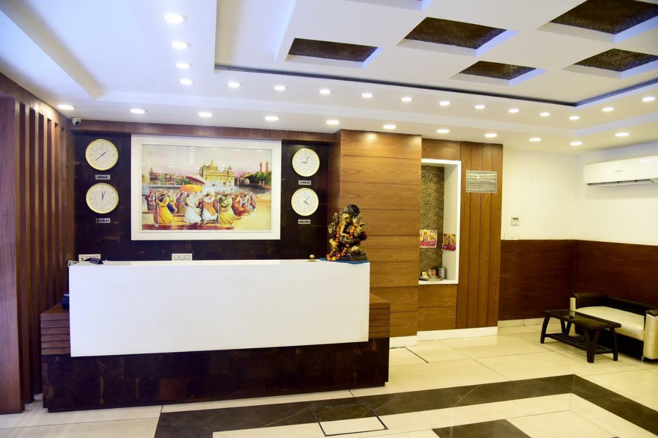 Hotel D S Inn 암리차르 외부 사진