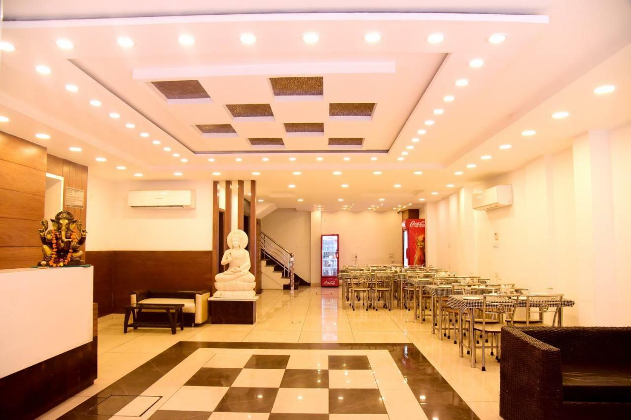 Hotel D S Inn 암리차르 외부 사진