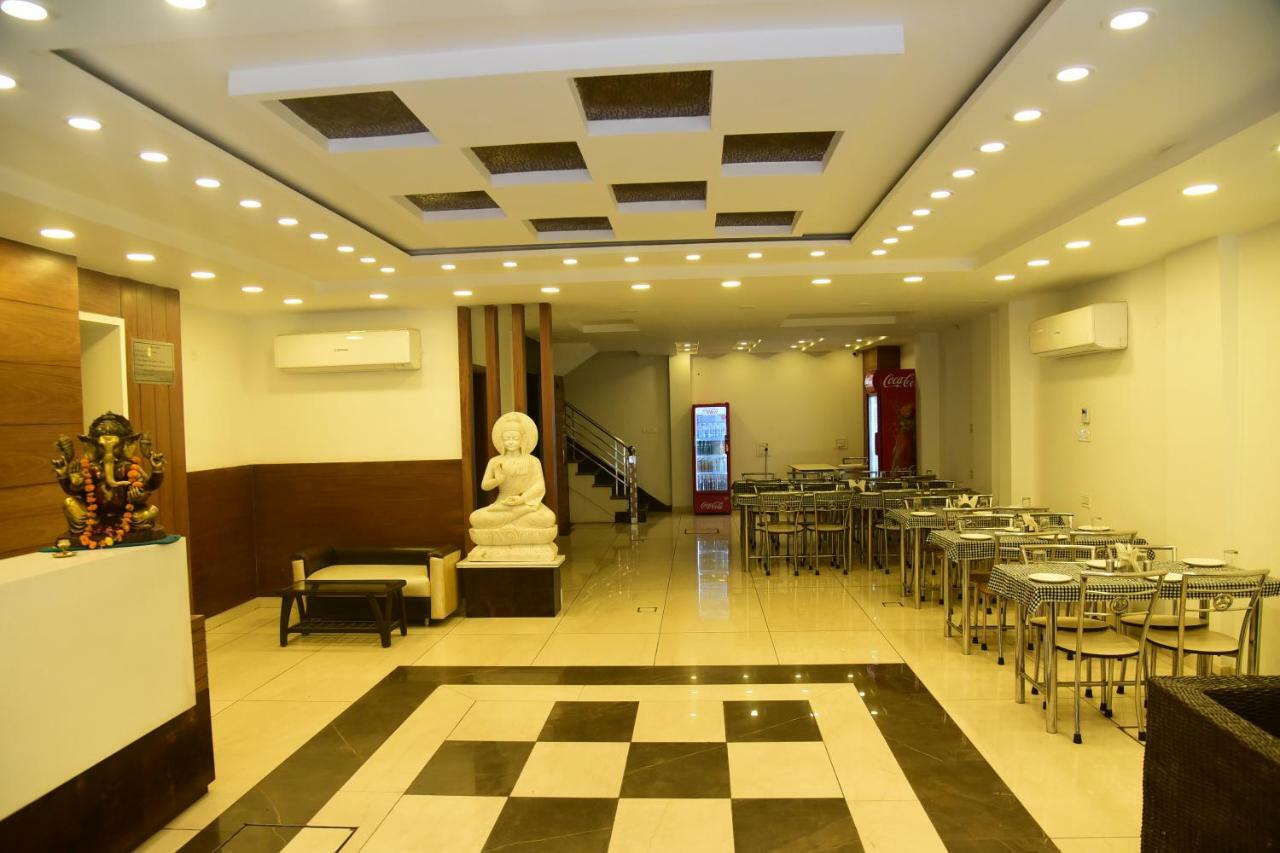 Hotel D S Inn 암리차르 외부 사진